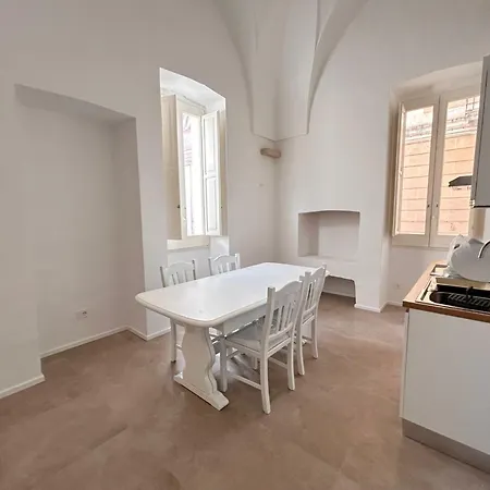 Aparthotel Palazzo Casto Cm - & *