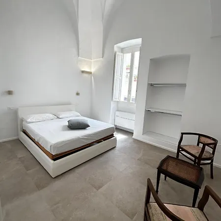 Aparthotel Palazzo Casto Cm - &